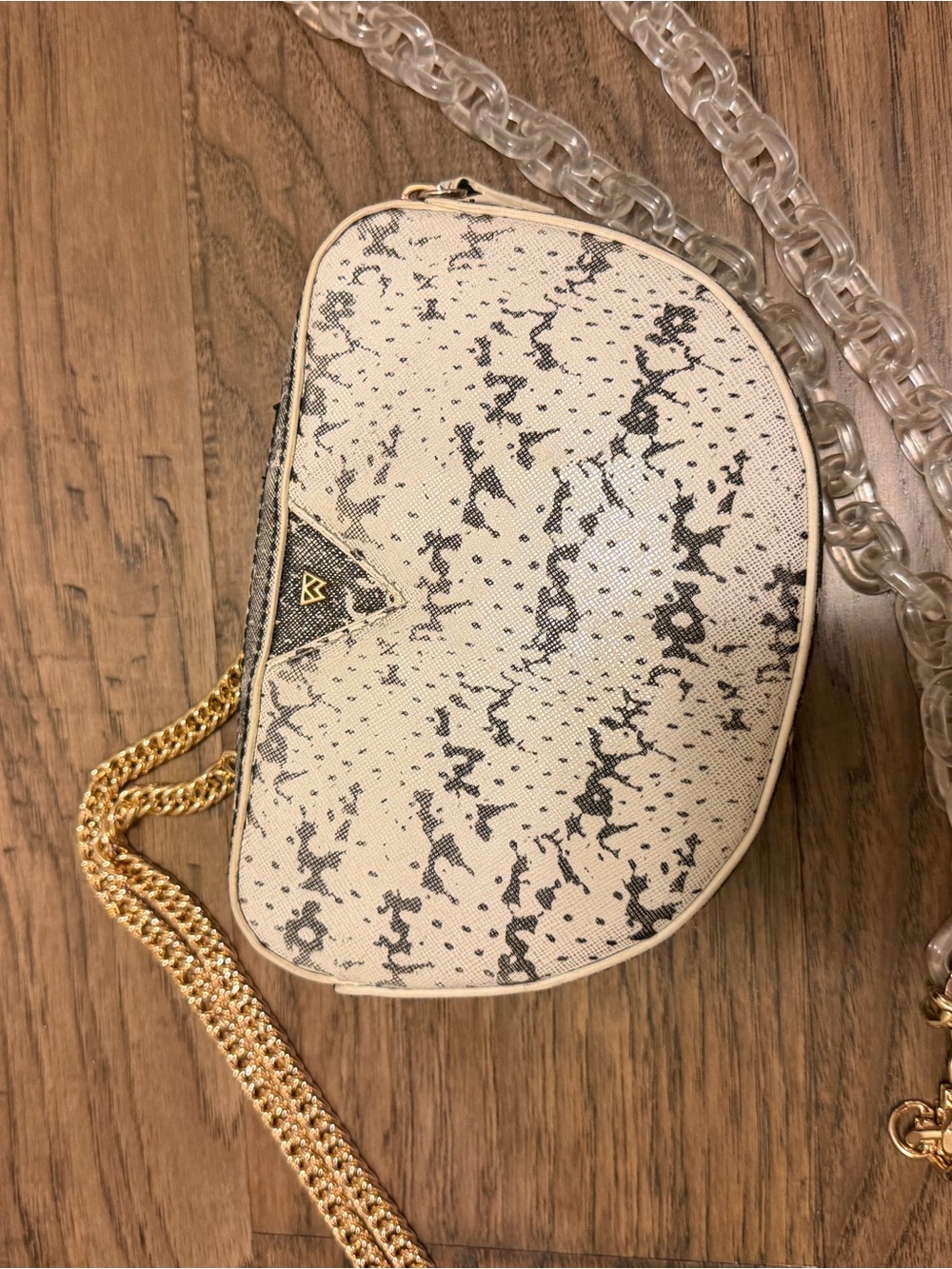Kelly Wynne Snake-Print Cream Crossbody Bag with Gold Chain